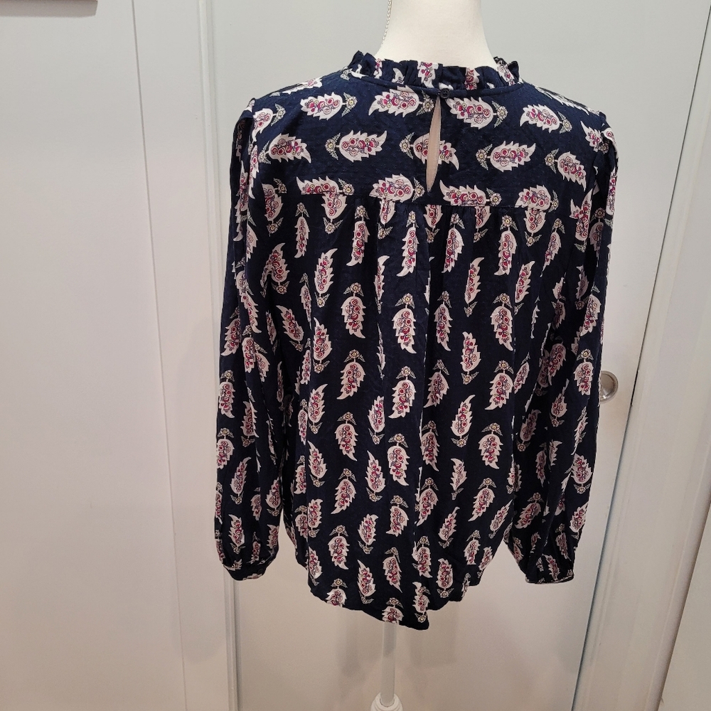 Loft size Large long sleeve navy blue pink paisley flower ladies blouse. - Picture 3 of 14